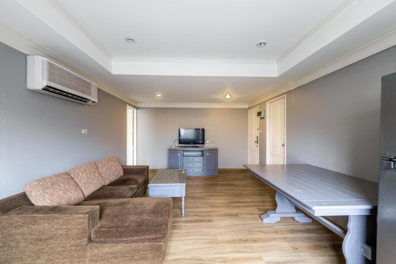 Oyo 1042 Boon'S Residence 曼谷 外观 照片