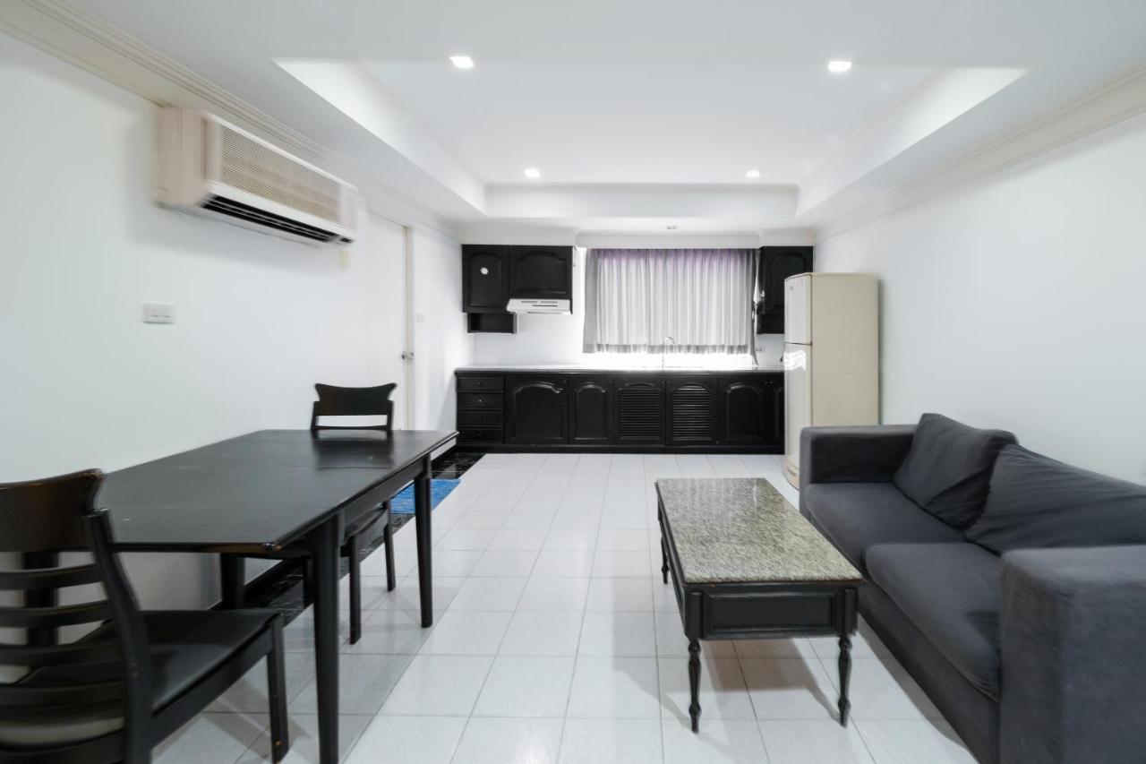 Oyo 1042 Boon'S Residence 曼谷 外观 照片