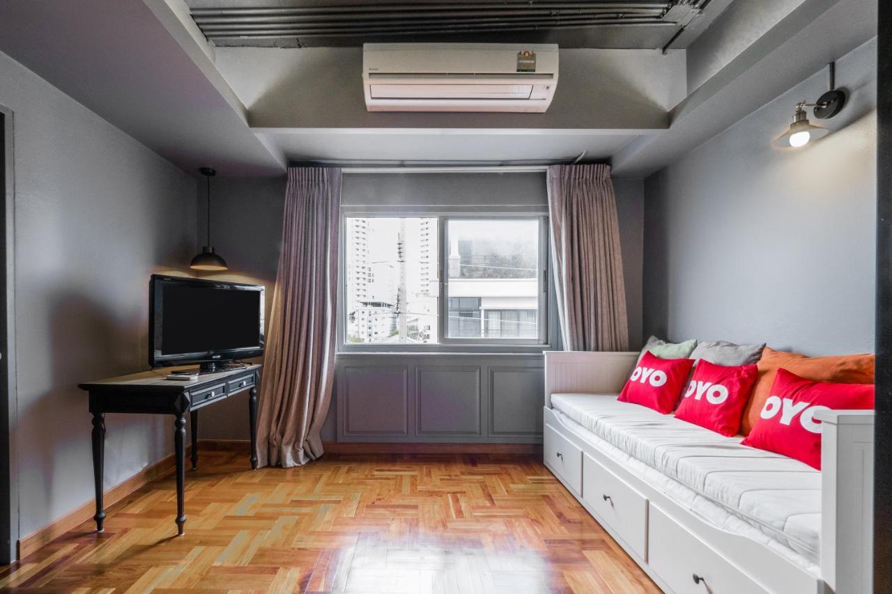 Oyo 1042 Boon'S Residence 曼谷 外观 照片
