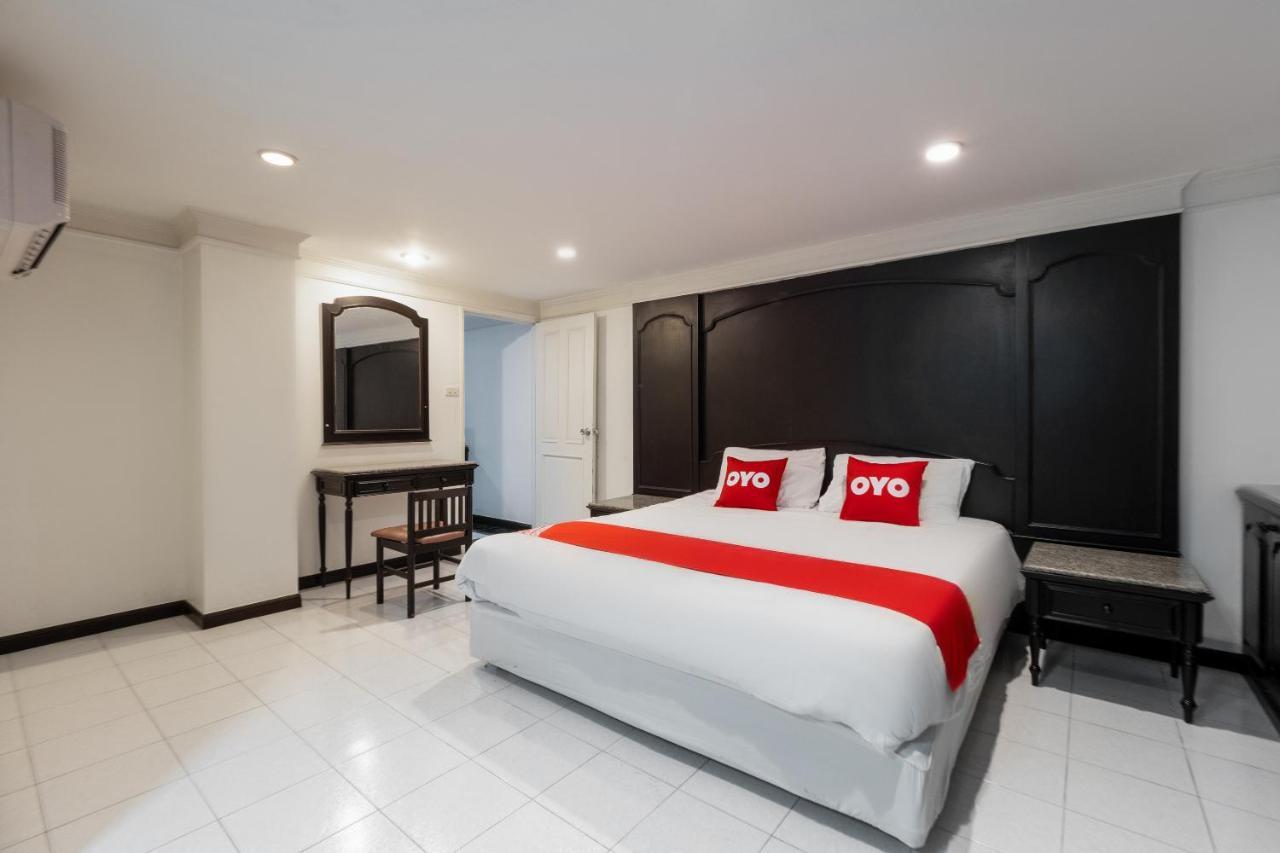 Oyo 1042 Boon'S Residence 曼谷 外观 照片